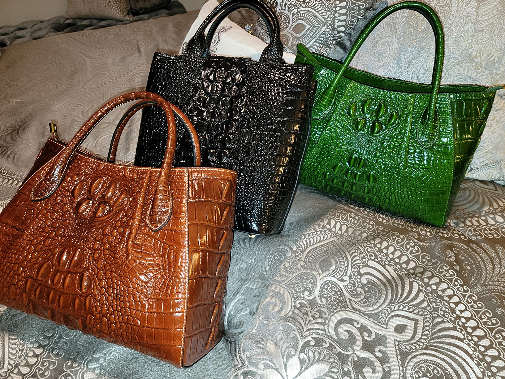 E113 ILJ Crocodile Pattern Leather Handbag